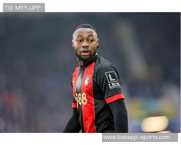 恩德里克正式加盟里昂视频曝光亲临更衣室接受体检仪式