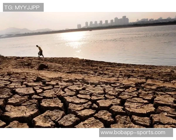 记者透露河床对迈阿密引援目标穆拉展开谈判引发关注