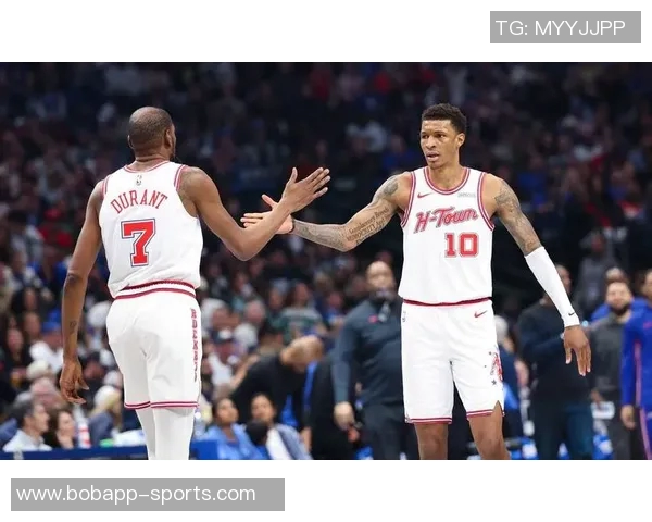 乌度卡回顾比赛：抢球拼抢激烈久违的场面让人振奋