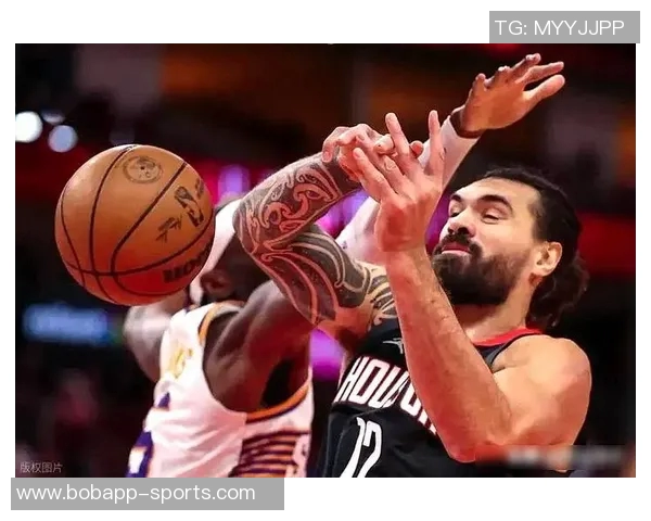 乌度卡回顾比赛：抢球拼抢激烈久违的场面让人振奋