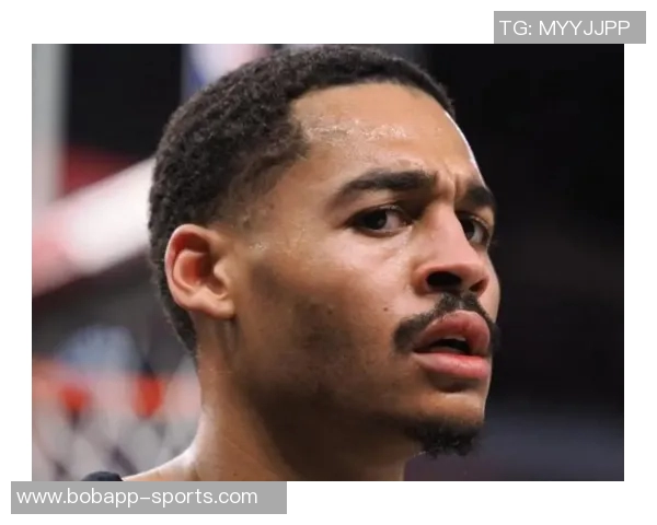 普尔命中率不佳18投7中三分球表现低迷但仍贡献19分5板5助4断1帽